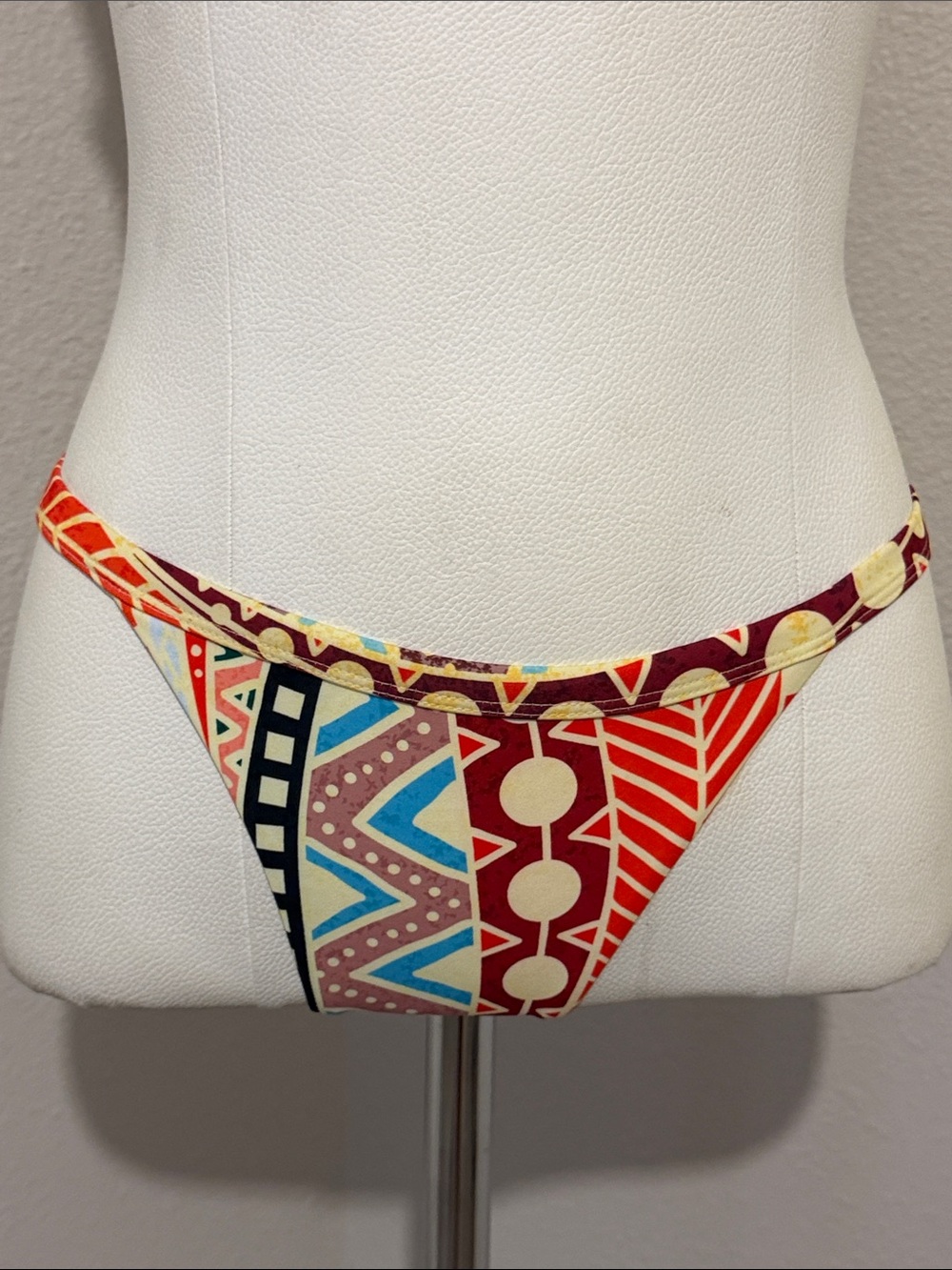 Kalaia Two Pieces Bikini Set Tribal Geometric Abstract Multicolor - Picture 3 of 7